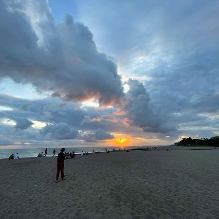 Umakayu Joglo Villa Canggu - Boutique Hotel エクステリア 写真