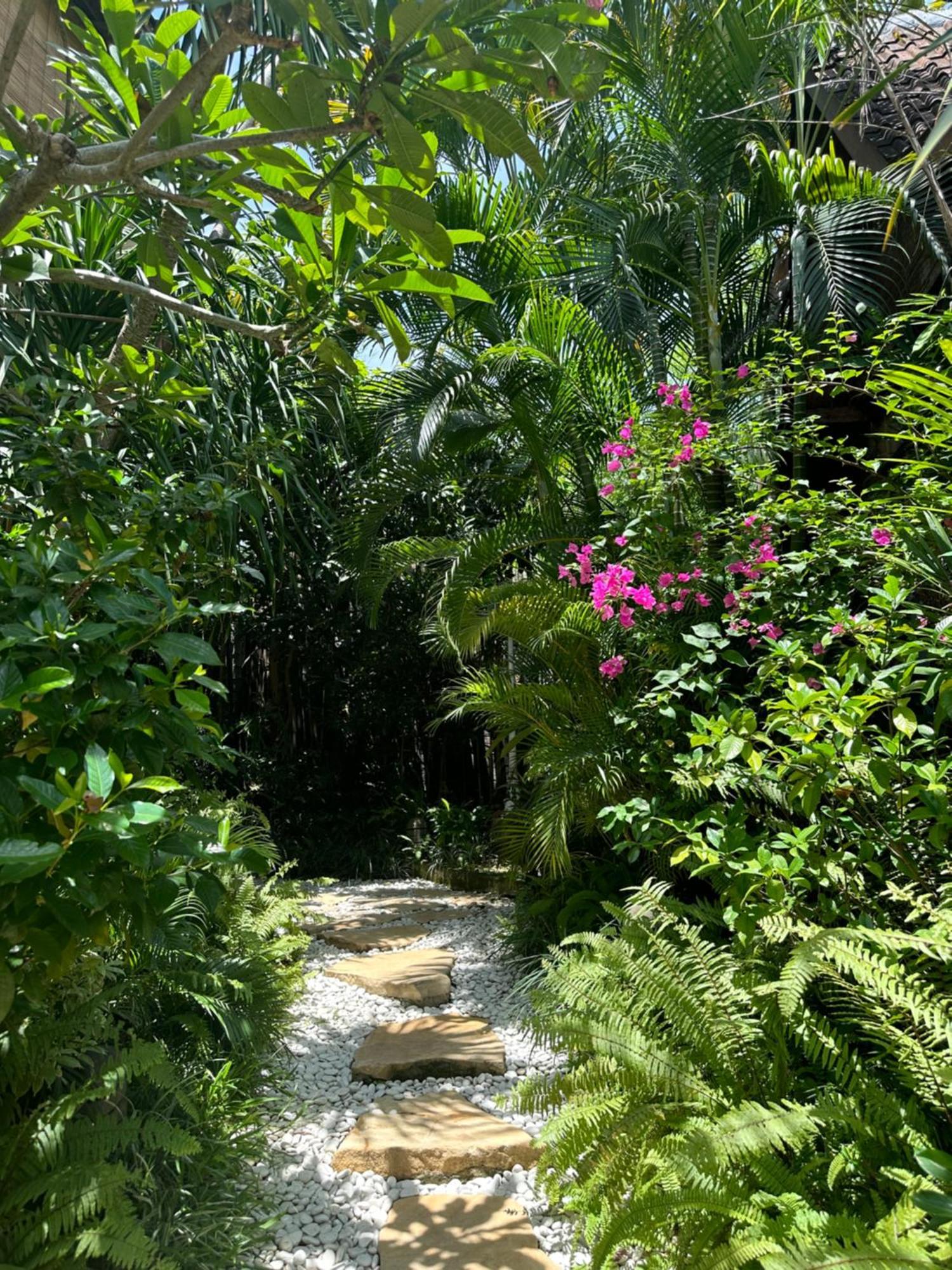Umakayu Joglo Villa Canggu - Boutique Hotel エクステリア 写真