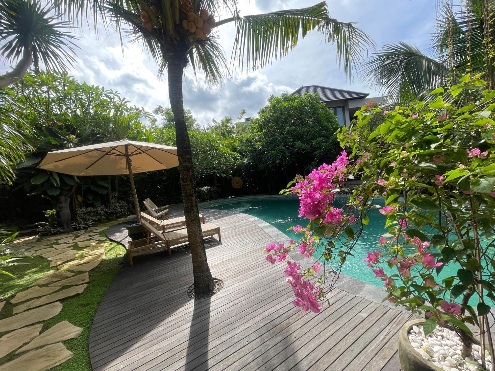 Umakayu Joglo Villa Canggu - Boutique Hotel エクステリア 写真