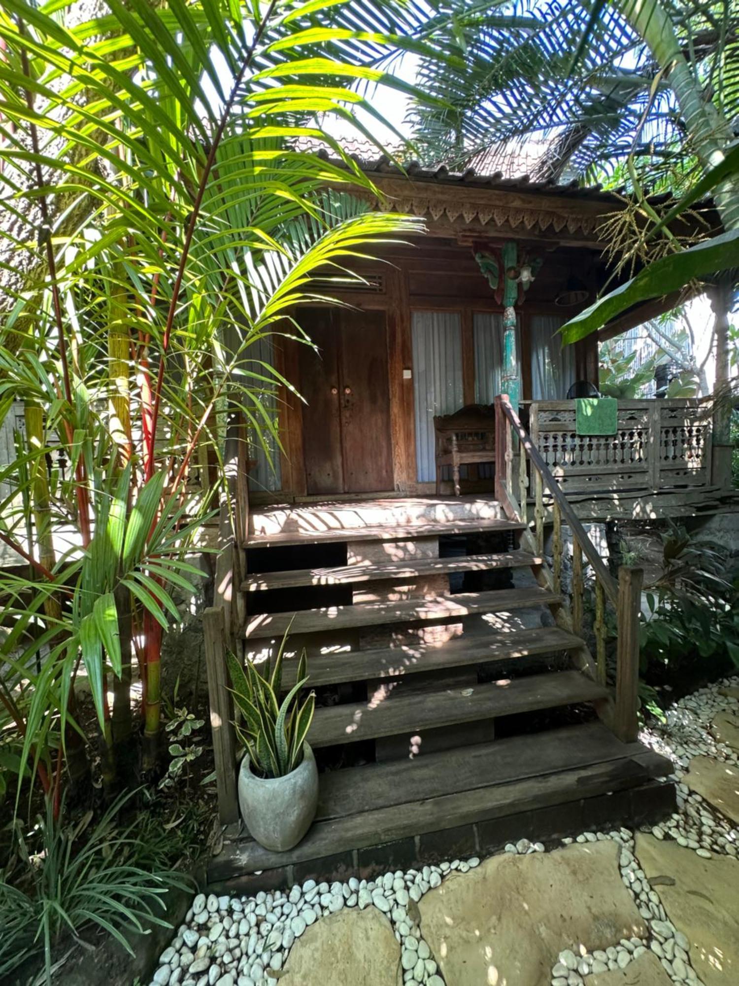 Umakayu Joglo Villa Canggu - Boutique Hotel エクステリア 写真