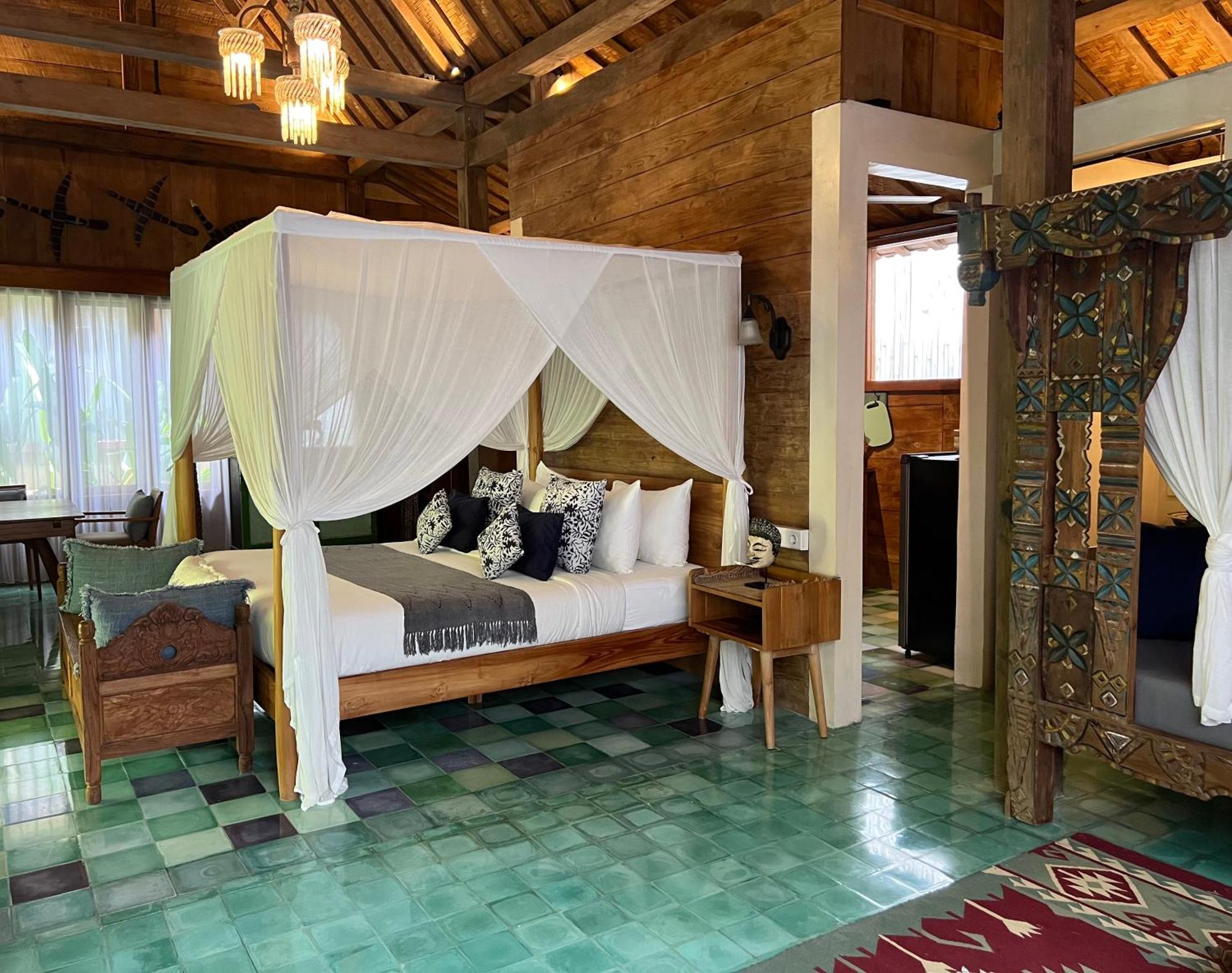 Umakayu Joglo Villa Canggu - Boutique Hotel エクステリア 写真